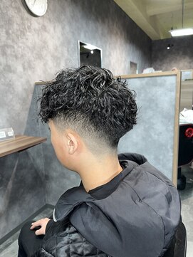 スウェルホワイト(SWELL WHITE) パーマ×フェード