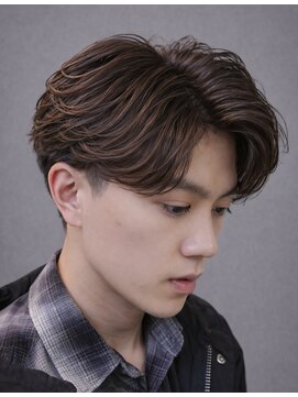 グロウ 天神店(growth) フェザーパーマ