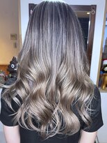 ブレイズヘアー(BLAZEhair)&nbsp;【ブラウン系ハイトーン】ホワイトバレイヤージュ×ブリーチ２回