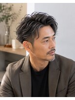 MEN's Baguz MEN'Sカット/ MEN'Sパーマ/ MEN'Sカラー 大人メンズ毛流れパーマ×刈り上げツーブロック