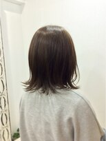 マニタリ(manitaria)&nbsp;肩でハネル