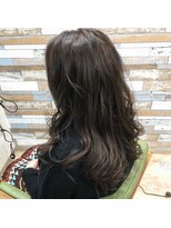 ハウオリ ヘアーワークス(Hauoli hair works)&nbsp;プラチナシルバーカラー