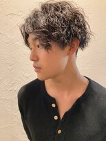 ソレイユ オム シンサカエ(SOLEIL HOMME SHINSAKAE) トレンドのツイストスパイラル×センターパート☆