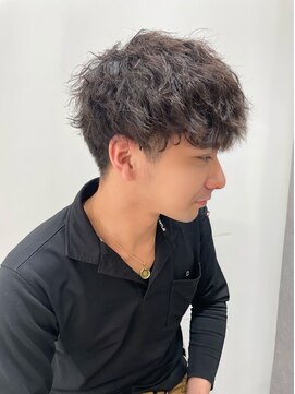 ザセカンドバイジャスミン(THE 2ND by JASMINE) ツイストスパイラルパーマ刈り上げマッシュ