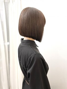 ネオリーブ チロル 横浜西口店(Neolive CiroL.) ぷつっとボブ 縮毛矯正 酸性ストレート