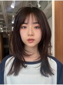 顔周りレイヤーカットくびれヘアミルクティーベージュカラー