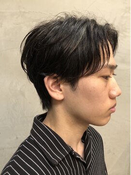 リアイス(Re:ICE) ブルーブラックフェザーパーマ刈り上げセンターパート