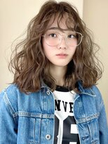 エアージーモ(Air G mo)&nbsp;オシャレ番長！伊達メガネと絶妙ニュアンススパイラルパーマ