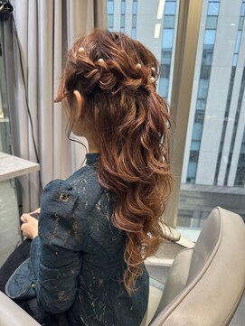 リラス 博多(rilas) ヘアセット　ハーフアップ