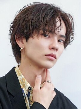 ルーズパーマセンターパート