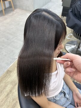 ロンドシエル 横浜(Lond ciel) オリーブグレー/韓国風巻き/レイヤーカット/髪質改善/縮毛矯正