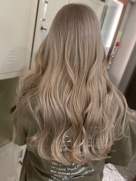 アンド ティグル クマモト(&.TIGRE KUMAMOTO) ミルクティーグレージュ／ケアブリーチ