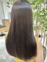 ジ オスカー(THE OSCAR)&nbsp;艶髪ダークグレージュカラー