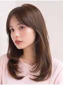 ミディアム/レイヤーカット/顔周りカット/ベージュ/透明感カラー