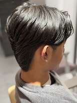 エニー 栄(Any) men's hair ニュアンスセンターパート