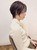シロ(siro) ショート×白髪ぼかし