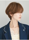 切りっぱなしショート・ボブ/絶壁解消/前髪なし/40代/30代/丸顔
