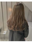 ミルクティーベージュ