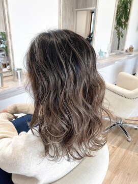 カナロア(KANALOA) KANALOA☆外国人風バレイヤージュグレージュ