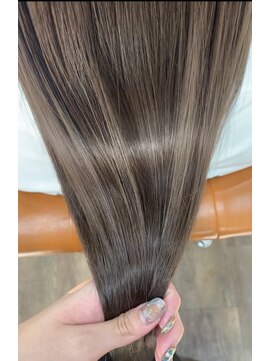 アクトゥス(AEQUITAS) ダブルカラーハイライト×アッシュベージュ