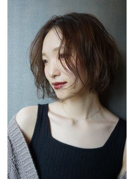 メゾン アヴァロ(Maison Avallo) #大人ベージュ