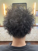 ヘアーカンパニーズ セイヤ バーバーイズマイライフ(sey,ya) ツイストピンパーマ