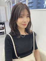 エラ(ELLA)&nbsp;顔まわりレイヤーカット