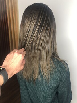 アリ 葛西店(ALi) グラデーションカラー｜葛西髪質改善｜葛西縮毛矯正｜葛西カラー