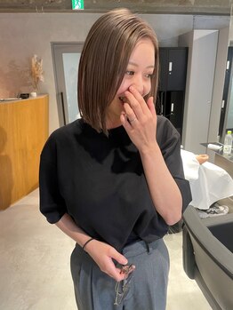 アン(Un)の写真/【美髪カラー】ダメージレスで色持ちも良いカラーが叶う。透明感やツヤのある大人の上品な仕上がりに♪