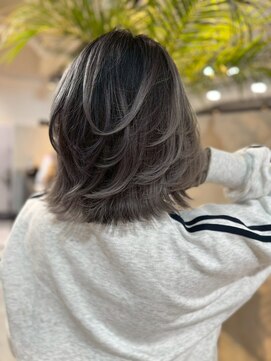 メリー オオサカ(Merly Osaka) バレイヤージュ