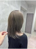 グレージュxミディアムレイヤー
