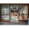 オムファミーユラグ(homme, famille raugh)のお店ロゴ