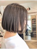 シンプルボブに合うアッシュグレージュ♪