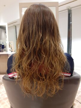 クララ ヒタチナカ(CLALA Hitachinaka) 20代30代◎ゆるふわパーマ／／グラデーションカラー[カラー]