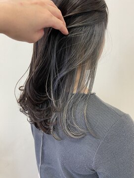 リタ ヘアメイク(Rita hair make) インナーカラー