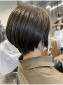 大人可愛い_スタイリング簡単ナチュラルショート