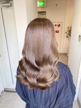 エレノア 梅田店(Eleanor) 髪質改善で叶える美髪◎ハニーベージュ