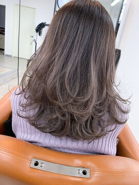 リシャルム 新保店(Re charme) ［Re Charme/近藤恭輔］ミディアムレイヤースタイル