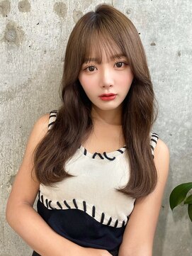 ルームバイシー 新宿(Loom. by Sea) 大人ガーリー×ダークアッシュ[似合わせカット/ミディアム]