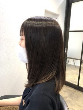 アリアバイエクラート 池袋店(ARiA by ECLART) 大人かわいいワンカールアッシュブラウン