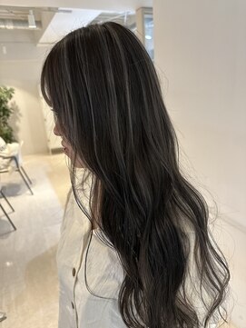 シェーン 仙台駅広瀬通店(schon) グレージュ×ハイライト