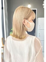 レド(LeDo)&nbsp;ホワイティーベージュ/裾カラーイエロー【四日市/ブリーチ】