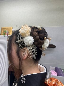 アベニューケー avenue K ヘアーメイク hair make ツインテールアレンジ