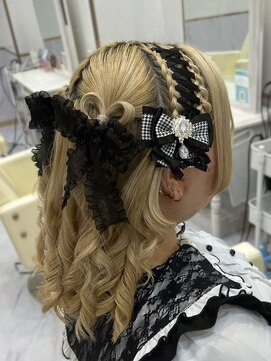 ヘアセットアリエス(aries) レースアップハーフツイン