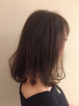 ロンド 銀座(Lond) 外ハネで簡単オシャレミディ♪【担当 中野千帆】