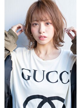 サングース(Sungoose) ミディアムヘアデザインカラー暗めカラーフェイスフレーミング