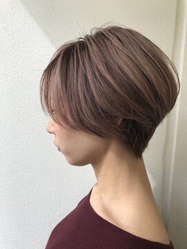 ナンバー エアロ 横浜(N° +aero) 大人可愛い20代30代40代小顔ワンサイドショートボブ丸み前下がり