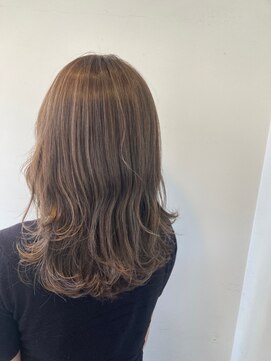 ホットドッグ(Hot Dog) マッシュ/くびれヘア/メルティカラー/プレミアムカラー[平塚]