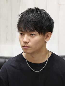 ヨシザワインク プレミアム 横浜 桜木町店(YOSHIZAWA Inc. PREMIUM) 黒髪刈り上げツーブロックショート