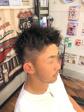 クリッパーズトウキョウ(CLIPPERS TOKYO) フェードカット+ツイストパーマ